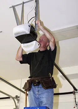 Trust Garage Door Chicago, IL 773-867-1165 - zip